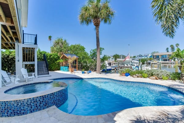 HGTV Paradise Pointe 15